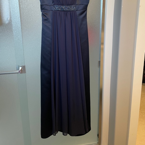 Full Length Navy Formal Dress - Picture 10 of 10